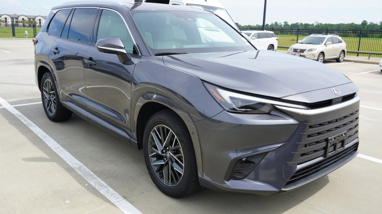 Certified 2026 Lexus TX 350 AWD w/ Technology Package image 3