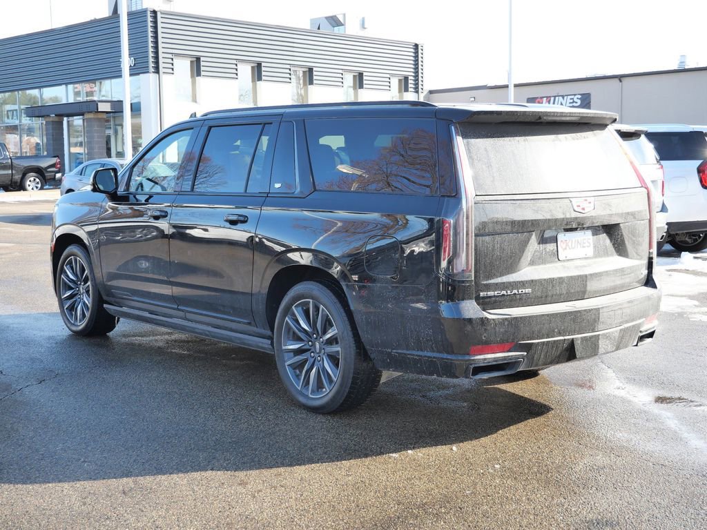 Used 2022 Cadillac Escalade ESV Sport w/ Touring Package image 7