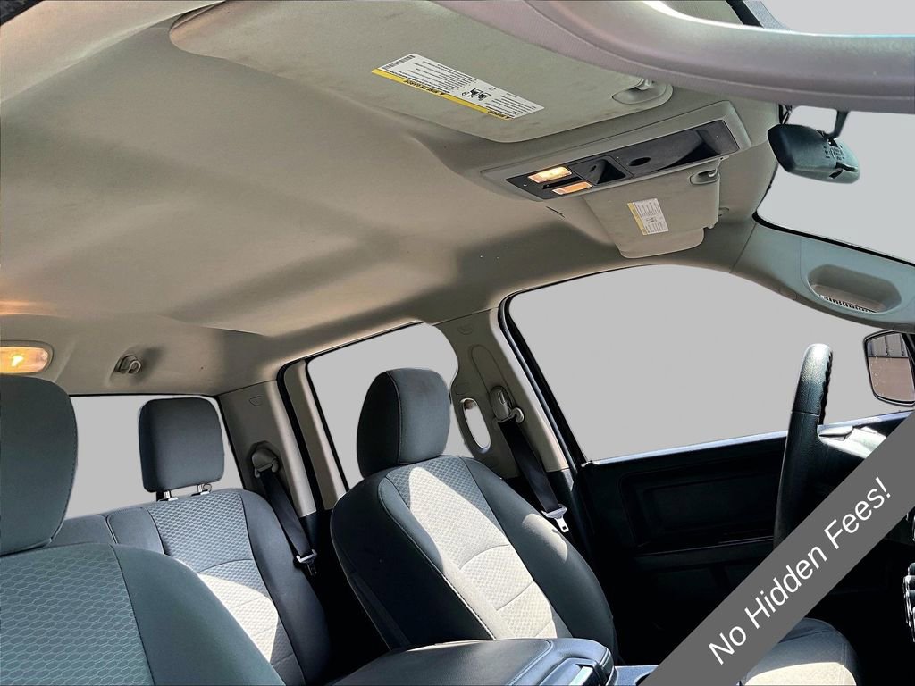 Used 2018 RAM 1500 Express AWD/4WD image 19