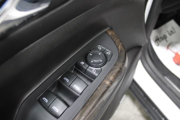 Used 2021 GMC Acadia Denali w/ Denali Technology Package AWD/4WD image 19