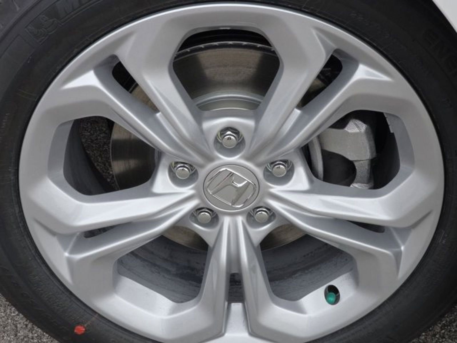 Certified 2025 Honda Accord LX image 9