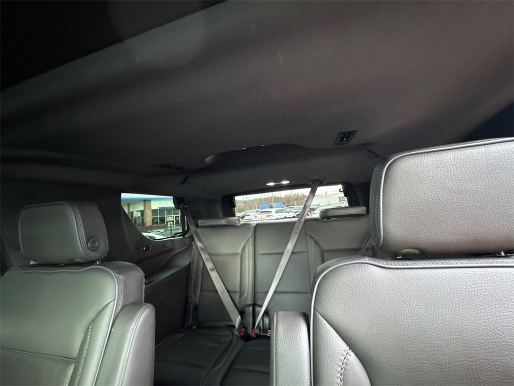 Used 2021 GMC Yukon Denali w/ Denali Premium Package image 27