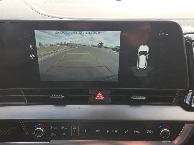 Used 2025 Kia Sportage EX image 32