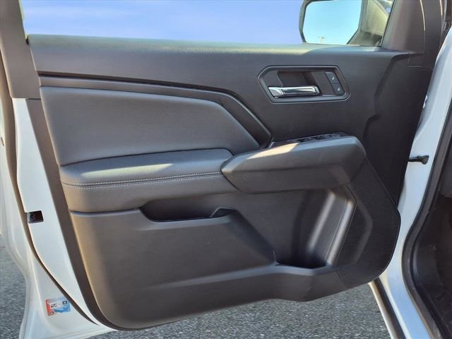 Used 2024 Chevrolet Colorado LT w/ LT Convenience Package II image 20