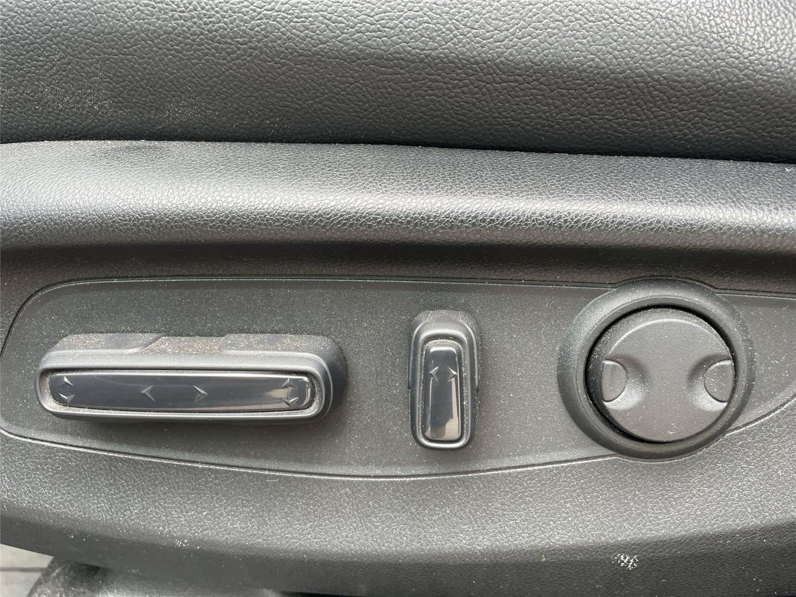 Used 2024 Honda CR-V EX image 13