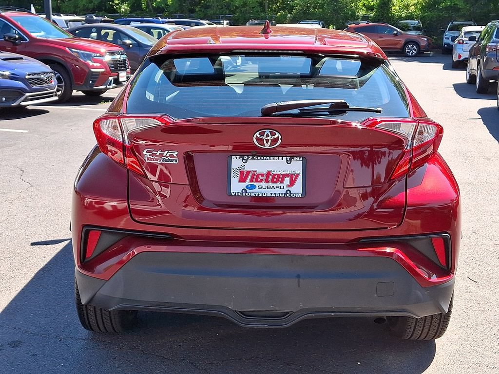 Used 2018 Toyota C-HR XLE FWD image 5