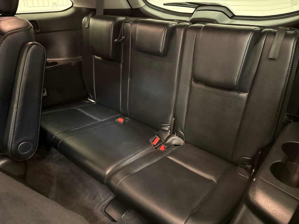 Used 2019 Toyota Highlander XLE AWD/4WD image 17