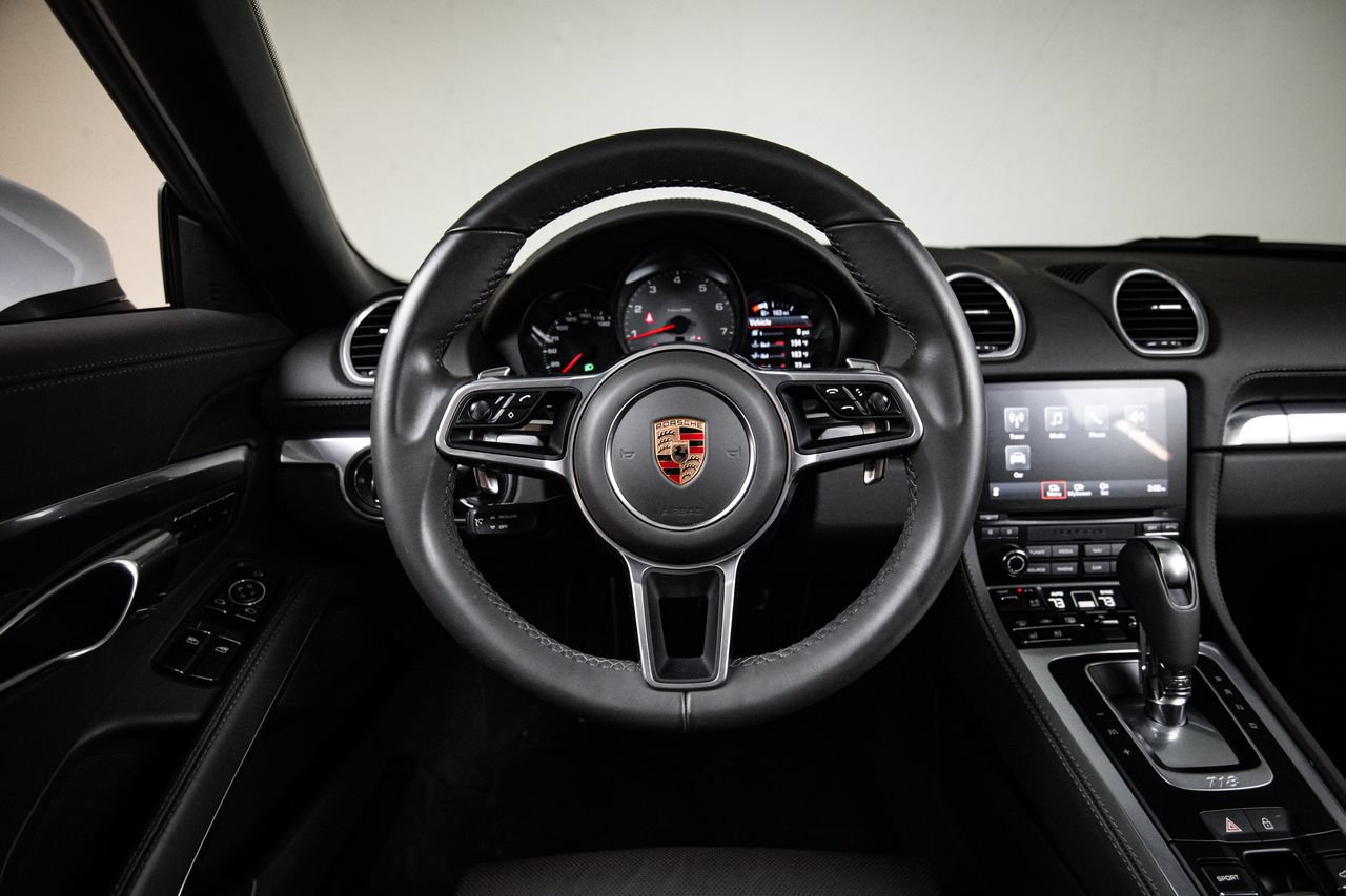 Used 2023 Porsche 718 Boxster S RWD image 23