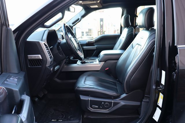 Used 2017 Ford F150 Platinum w/ Equipment Group 701A Luxury image 12