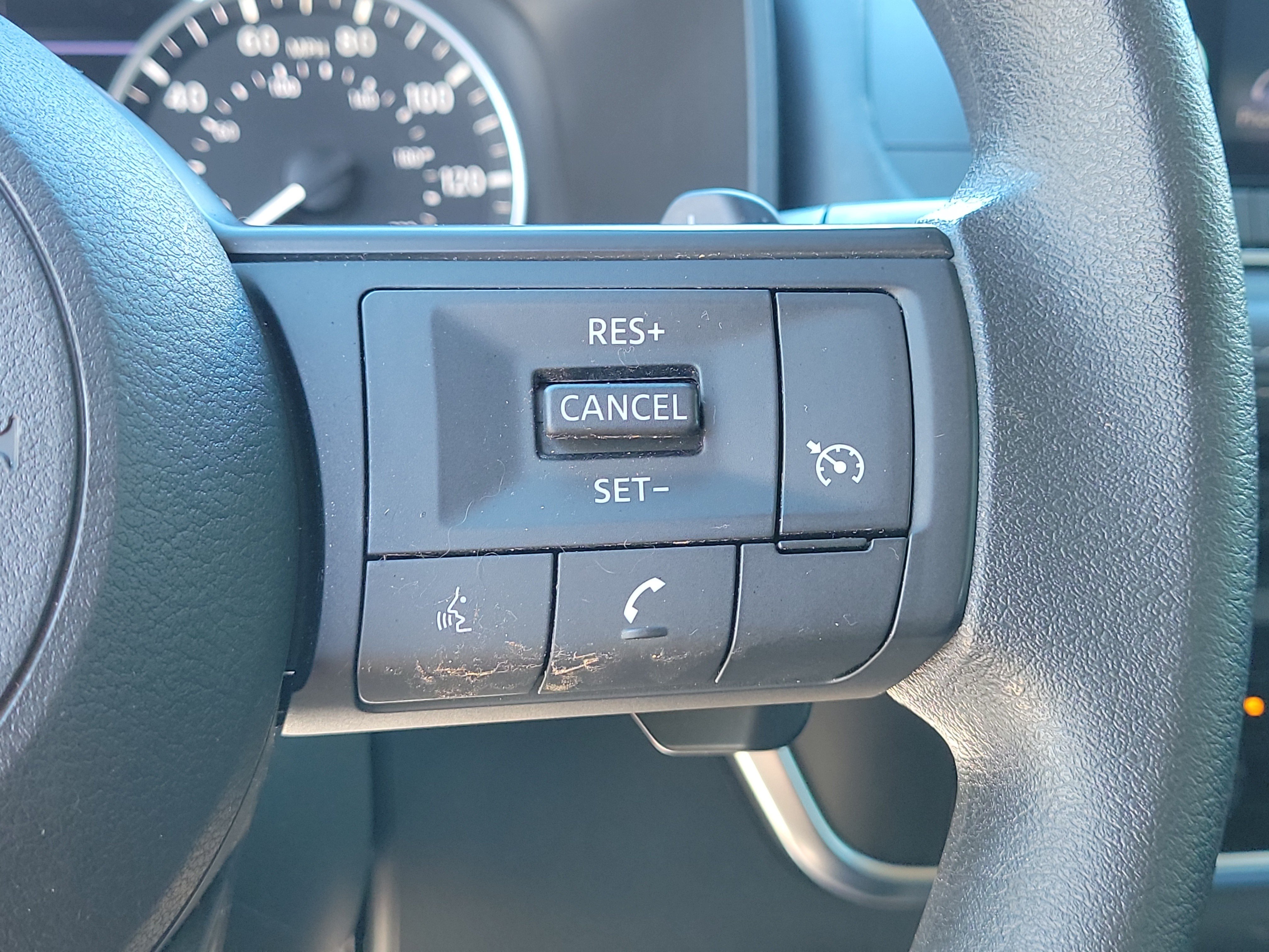 Certified 2024 Nissan Rogue S FWD image 24