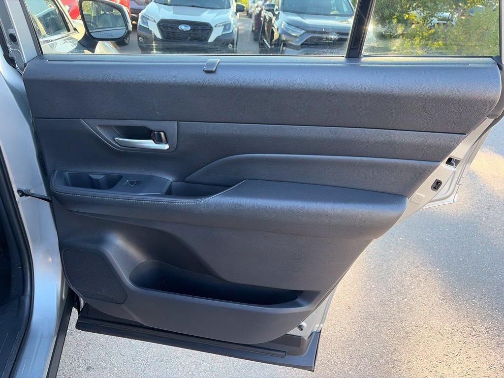 Used 2025 Toyota Grand Highlander AWD image 15