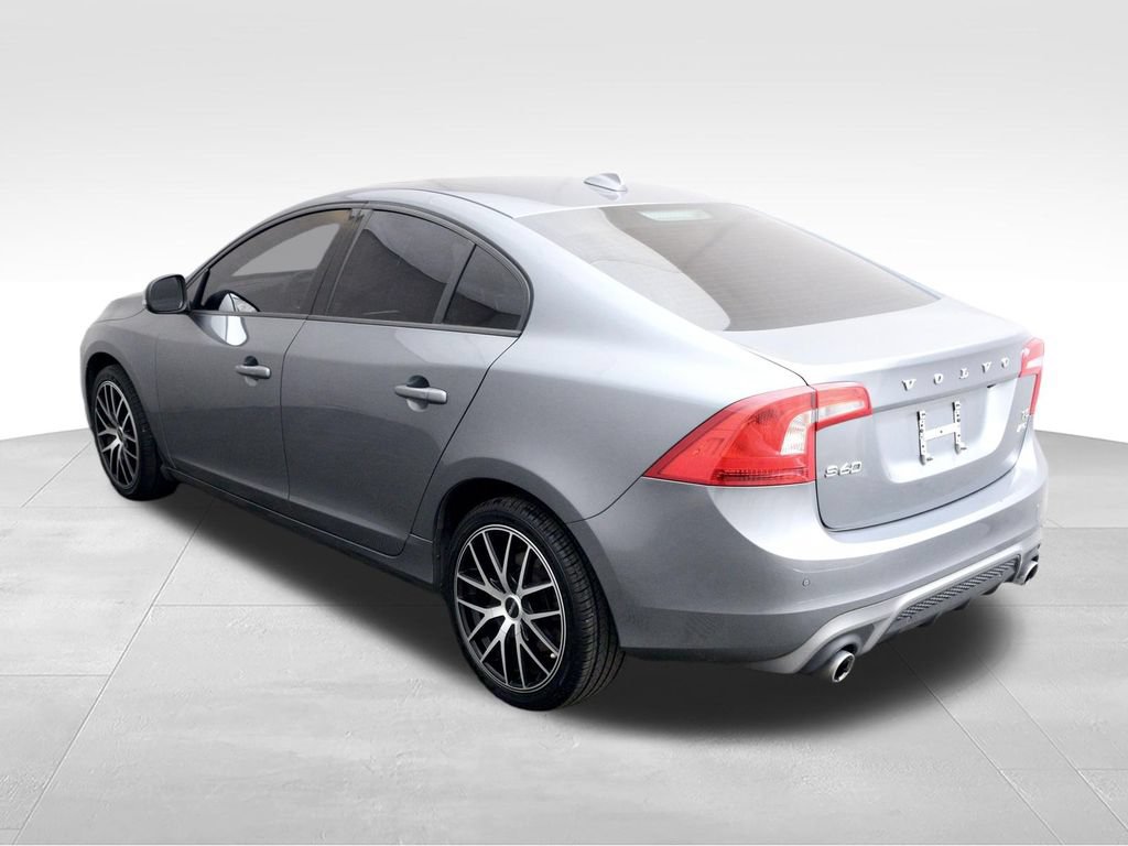 Used 2018 Volvo S60 T5 Dynamic w/ Vision Package AWD/4WD image 7