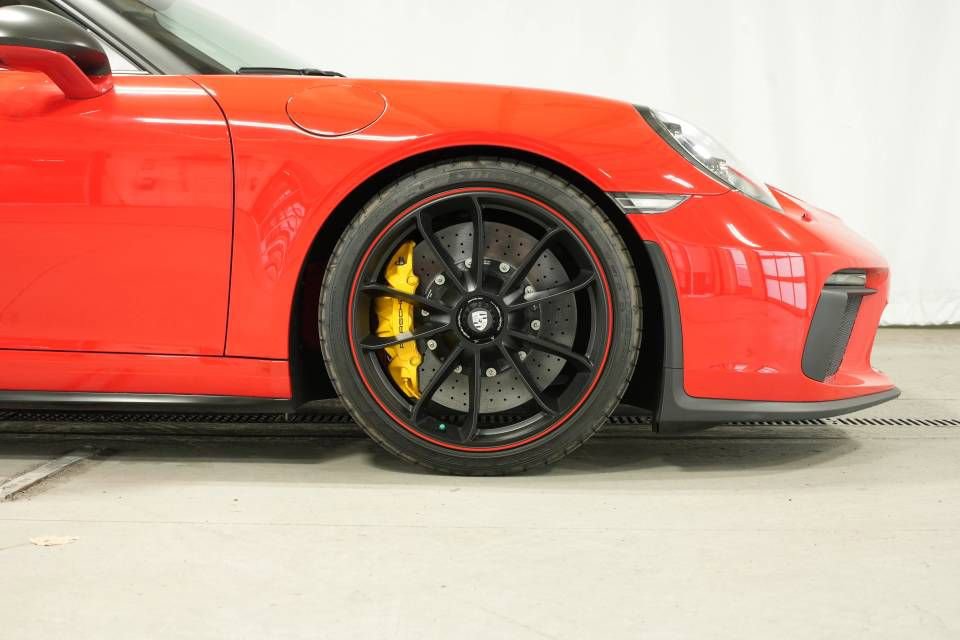 Certified 2019 Porsche 911 Speedster image 43