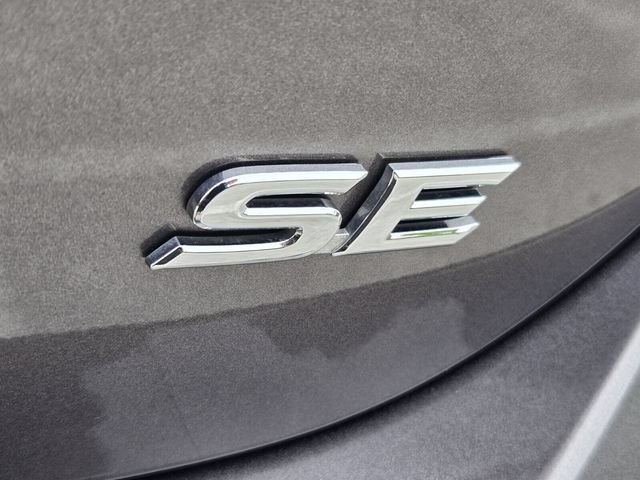Used 2024 Toyota Camry SE FWD image 14