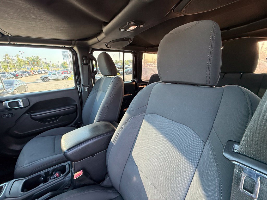 Used 2018 Jeep Wrangler Unlimited Sport S AWD/4WD image 13