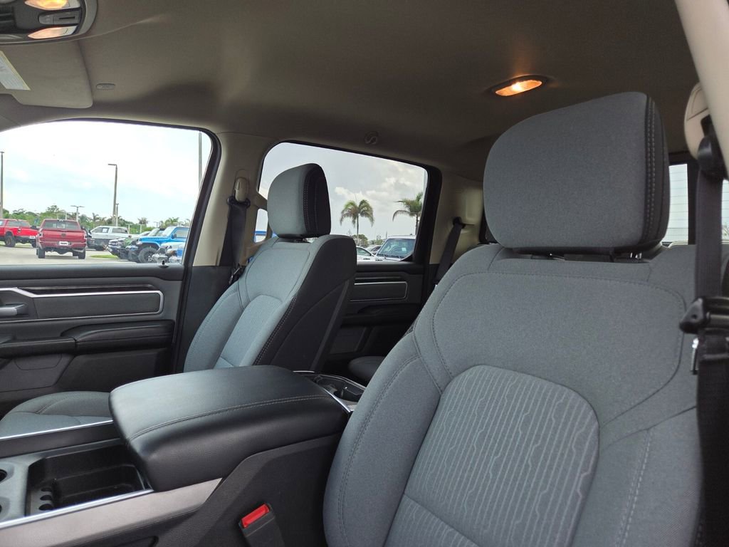 Used 2020 RAM 1500 Big Horn RWD image 25