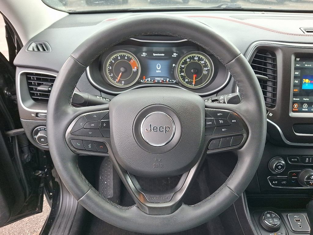 Used 2022 Jeep Cherokee Trailhawk image 19