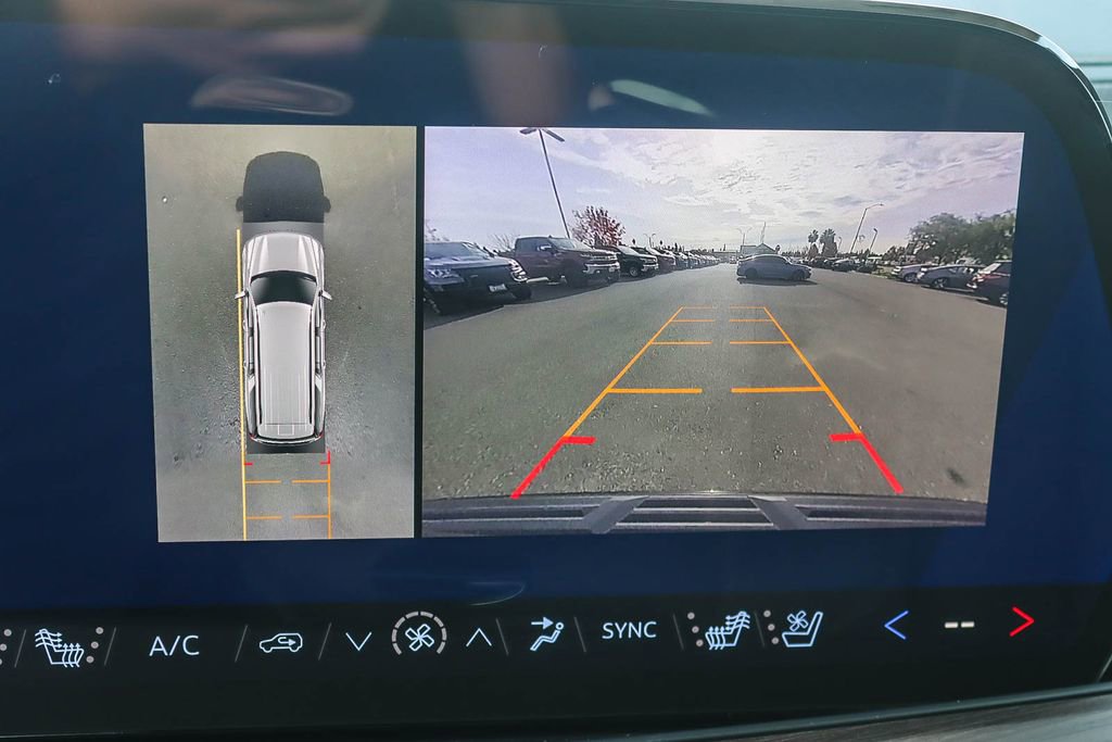 New 2026 Chevrolet Suburban Premier image 23