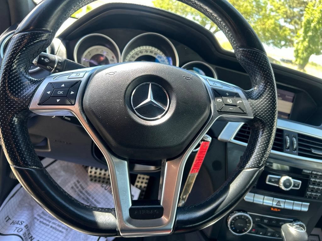 Used 2014 Mercedes-Benz C 250 Sedan image 25