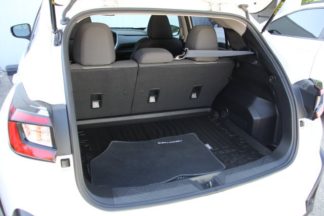 Used 2024 Subaru Crosstrek 2.0i Premium AWD/4WD image 32