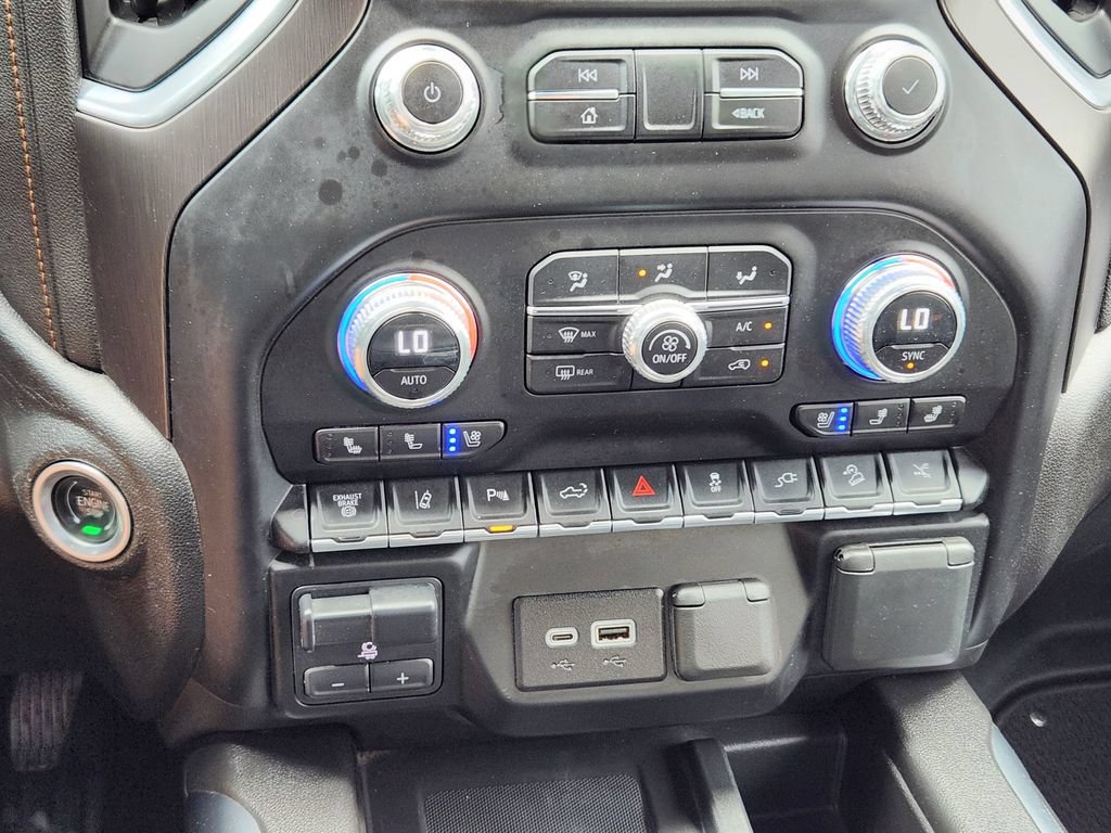 Used 2023 GMC Sierra 3500 AT4 w/ AT4 Premium Plus Package AWD/4WD image 27