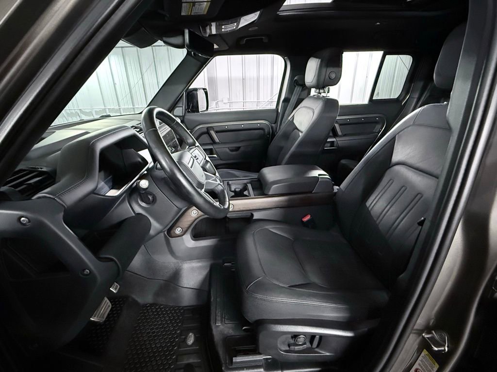Used 2023 Land Rover Defender 110 X image 18