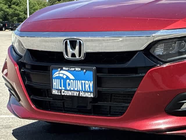 Used 2018 Honda Accord Touring image 12