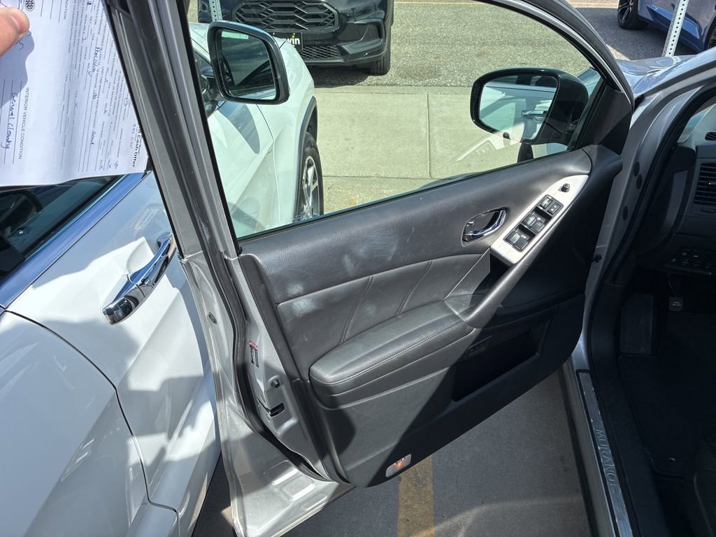 Used 2012 Nissan Murano SL AWD/4WD image 10