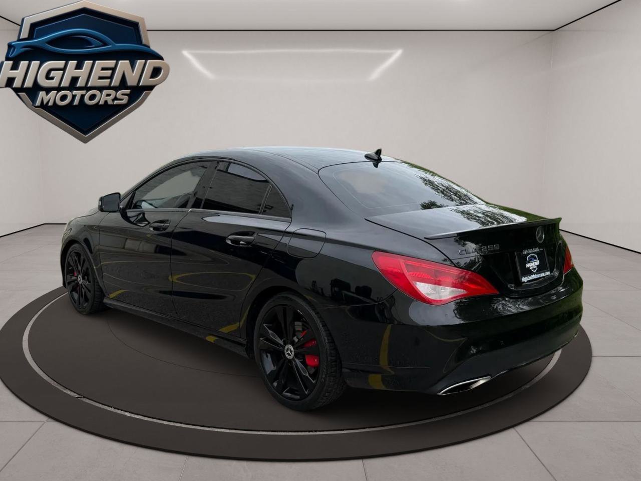 Used 2018 Mercedes-Benz CLA 250 4MATIC image 4
