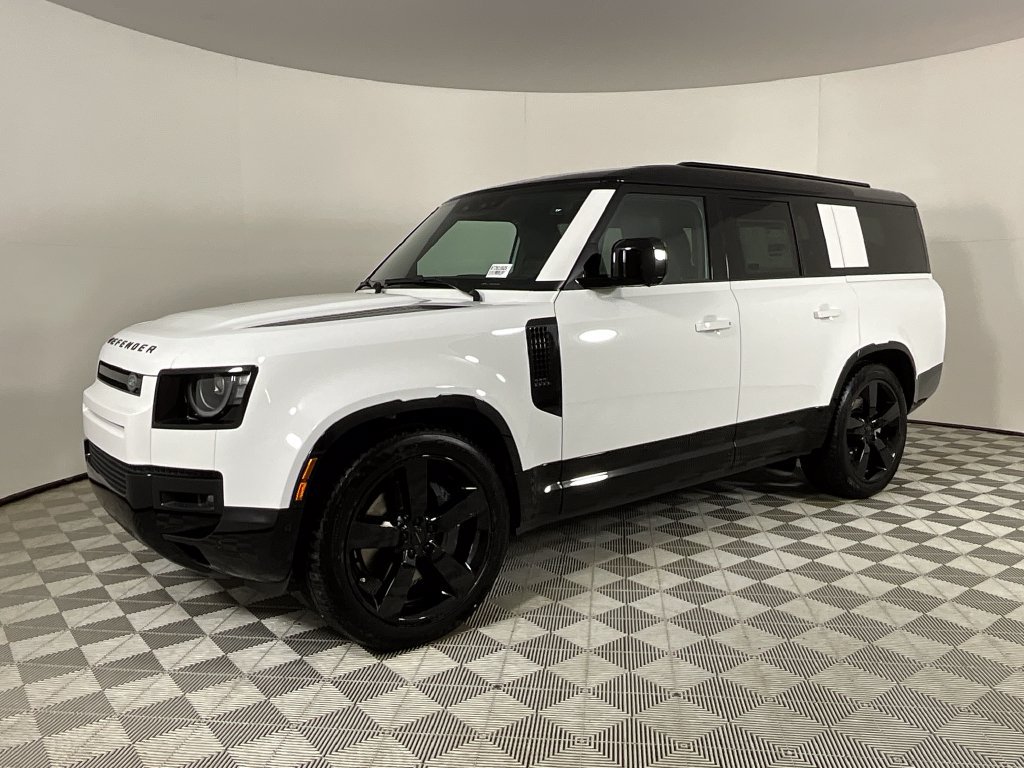 New 2026 Land Rover Defender 130 X-Dynamic SE AWD/4WD image 1