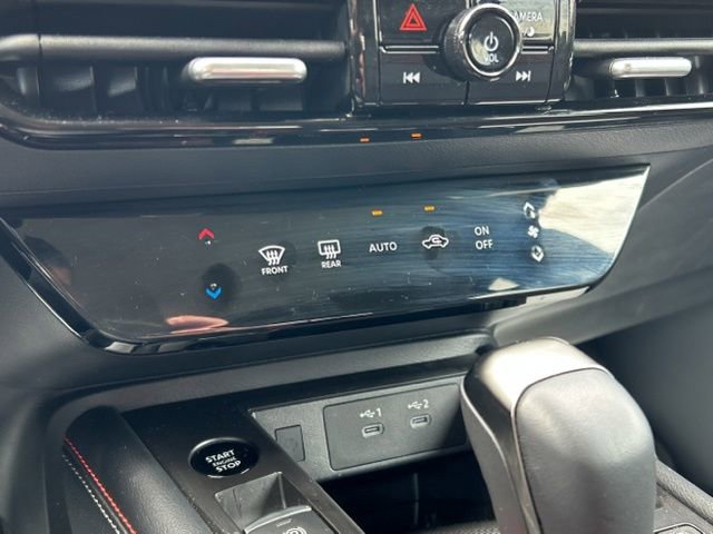 Used 2025 Nissan Kicks SR w/ Illumination Package AWD/4WD image 40