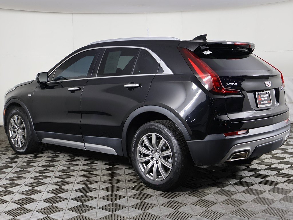 Used 2022 Cadillac XT4 Premium Luxury w/ Safety Alert Package image 7