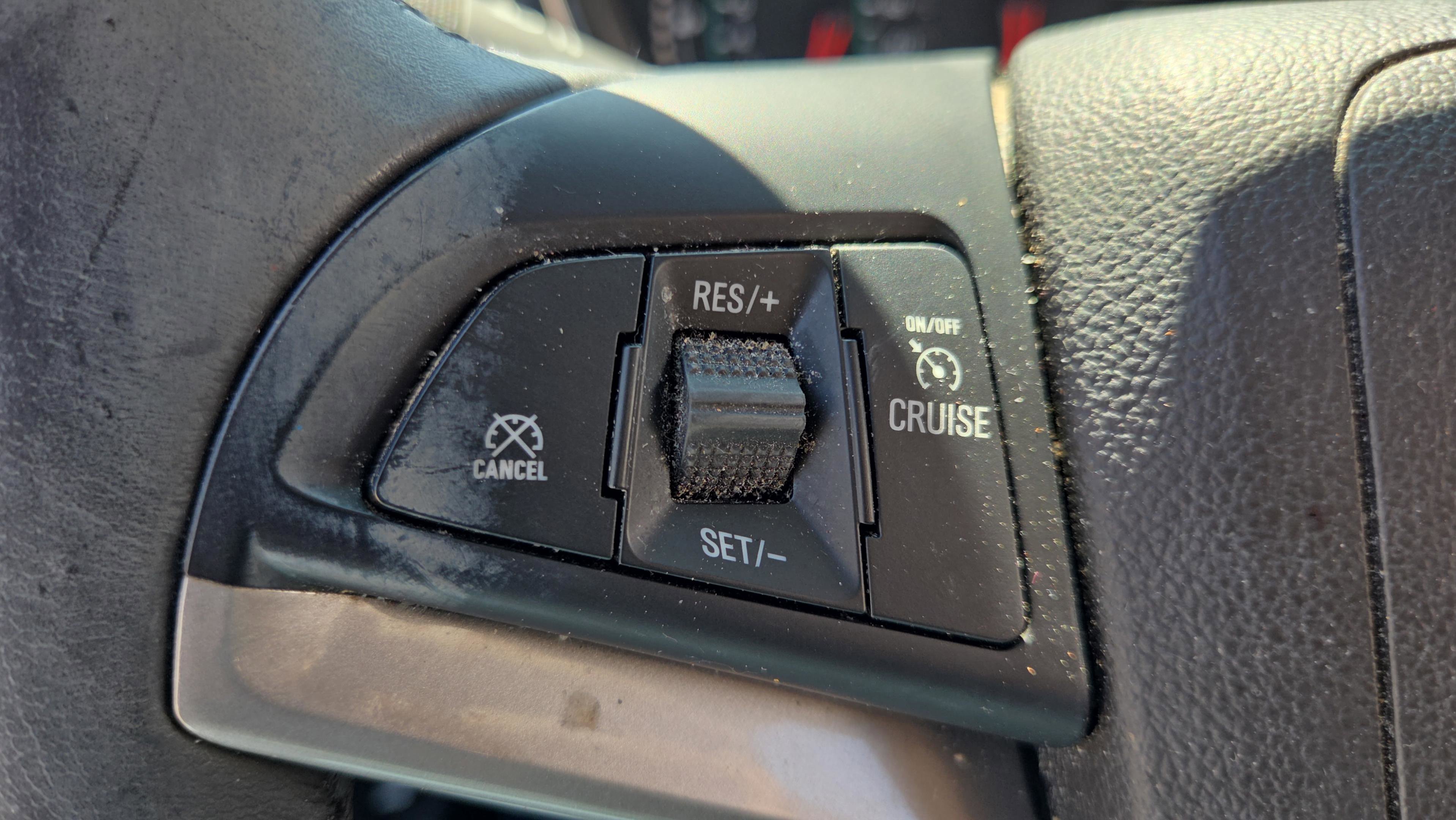 Used 2019 Chevrolet Trax LT w/ LT Convenience Package image 28