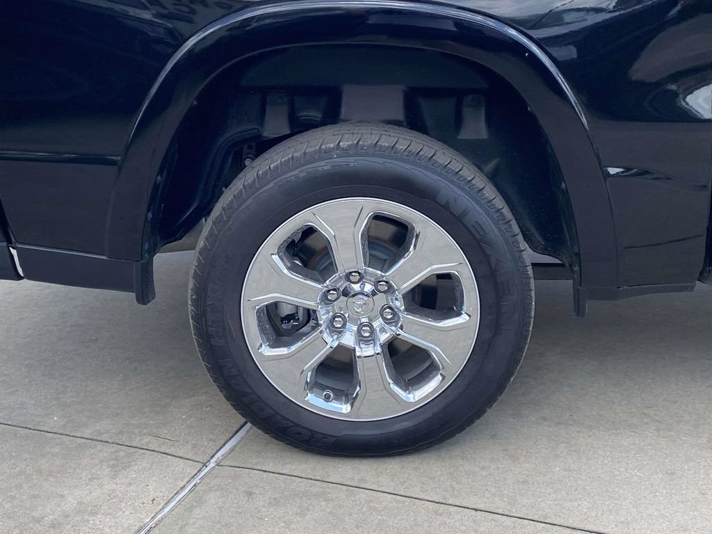 New 2026 RAM 1500 Big Horn AWD/4WD image 9