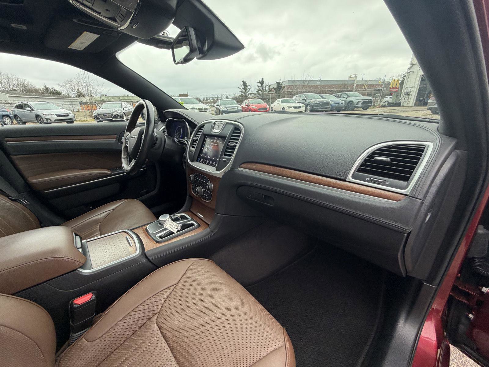 Used 2018 Chrysler 300 C w/ Sun, Sound & Nav Package image 32
