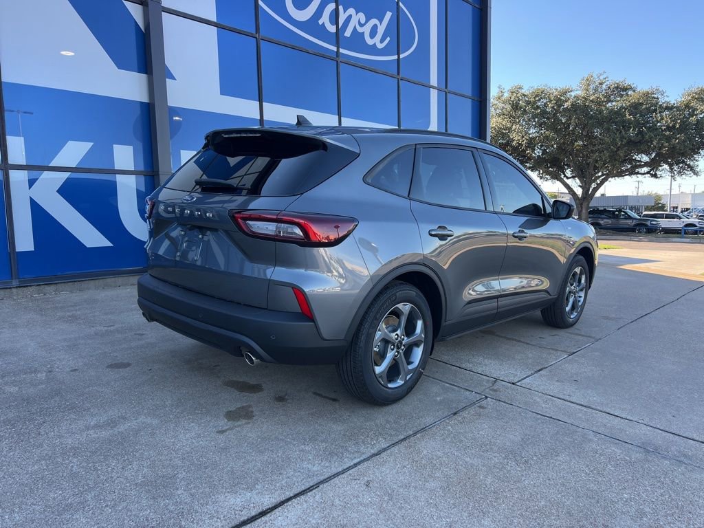 New 2026 Ford Escape ST-Line w/ Tech Pack #1 FWD image 6