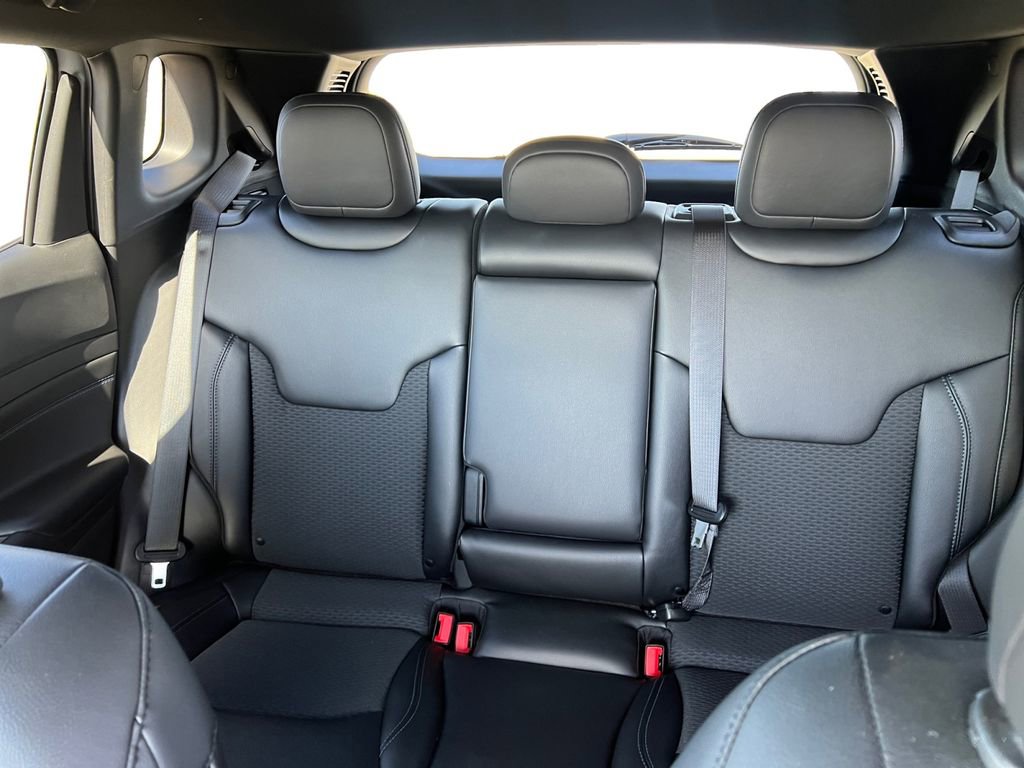 New 2026 Jeep Compass Latitude image 13