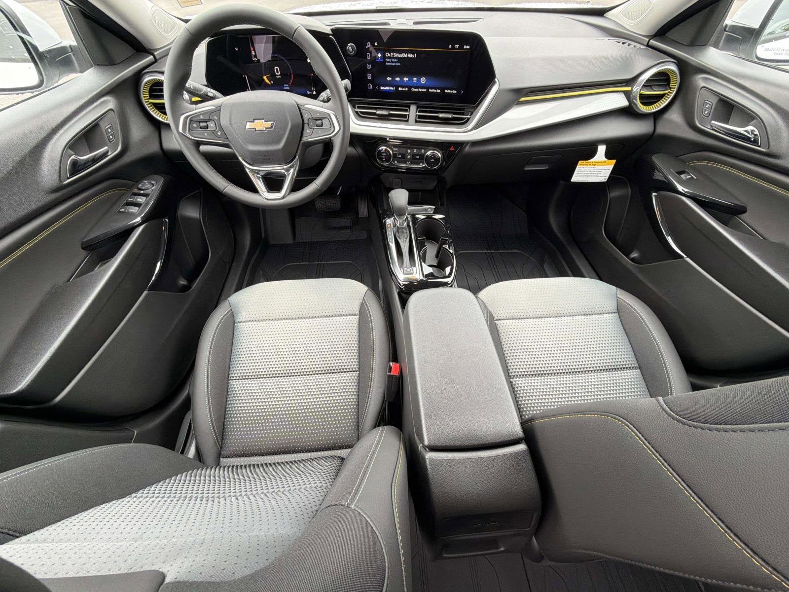 New 2026 Chevrolet Trax LT FWD image 2