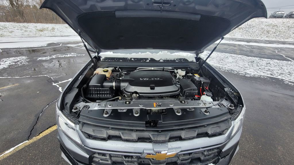 Used 2021 Chevrolet Colorado LT w/ LT Convenience Package image 17