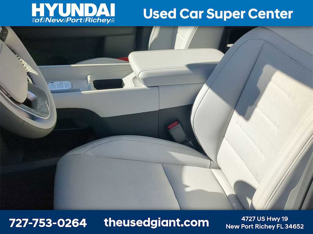 New 2026 Hyundai Santa Fe Calligraphy image 17