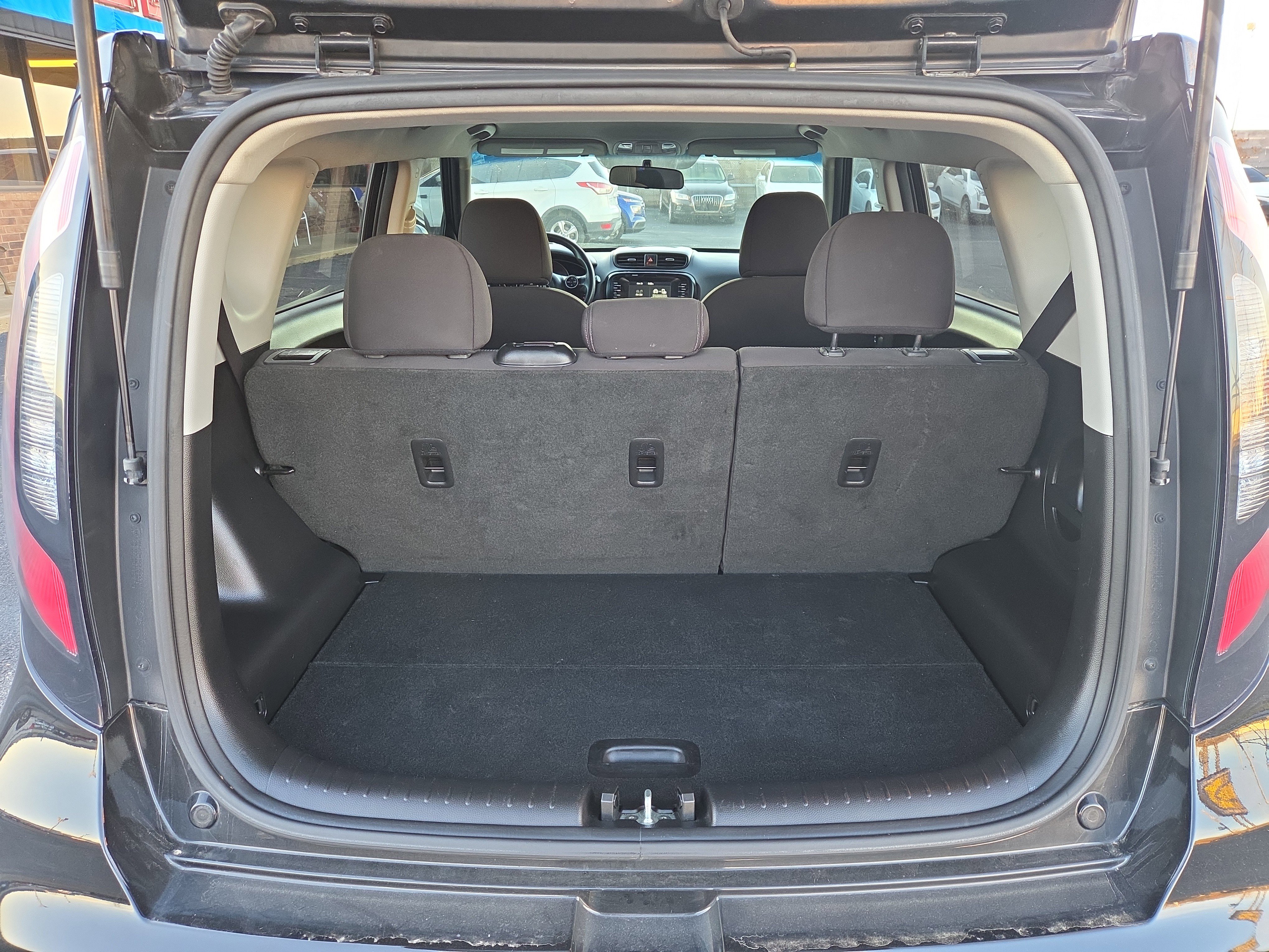 Used 2018 Kia Soul w/ Convenience Package image 14