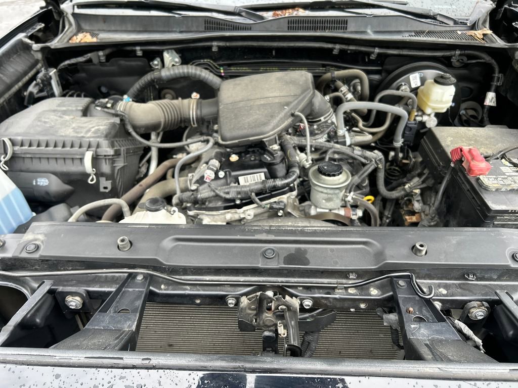 Certified 2022 Toyota Tacoma SR AWD/4WD image 26