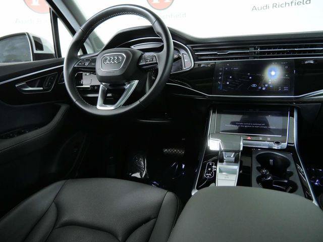 Used 2026 Audi Q7 3.0T Premium Plus w/ Premium Plus Package AWD/4WD image 16