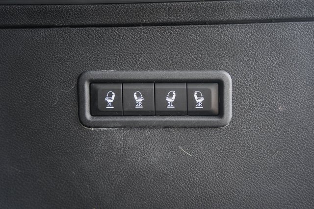 Used 2022 Jeep Wagoneer Series III w/ Premium Group I image 12