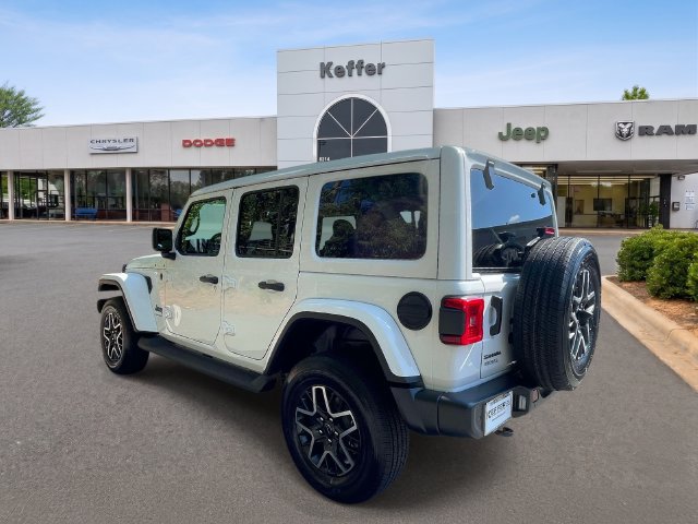 New 2027 Jeep Wrangler Unlimited Sahara AWD/4WD image 4