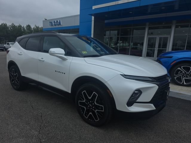 Used 2023 Chevrolet Blazer RS w/ Enhanced Convenience Package AWD/4WD image 1