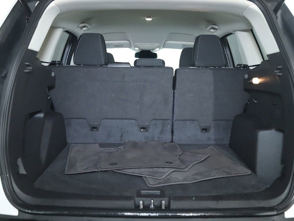 Used 2018 Ford Escape SE w/ Ford Safe & Smart Package image 30