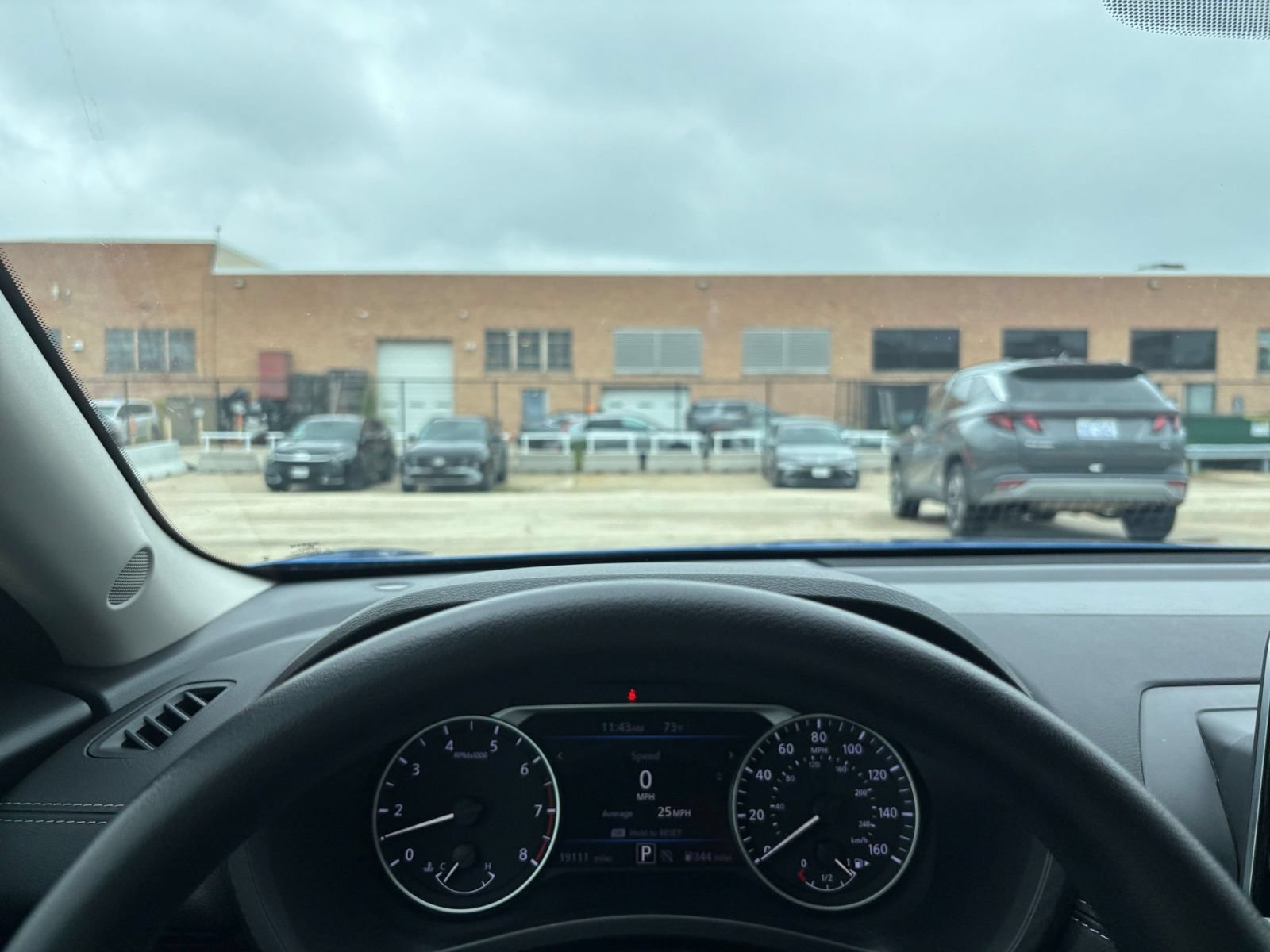 Used 2025 Nissan Sentra SV FWD image 31