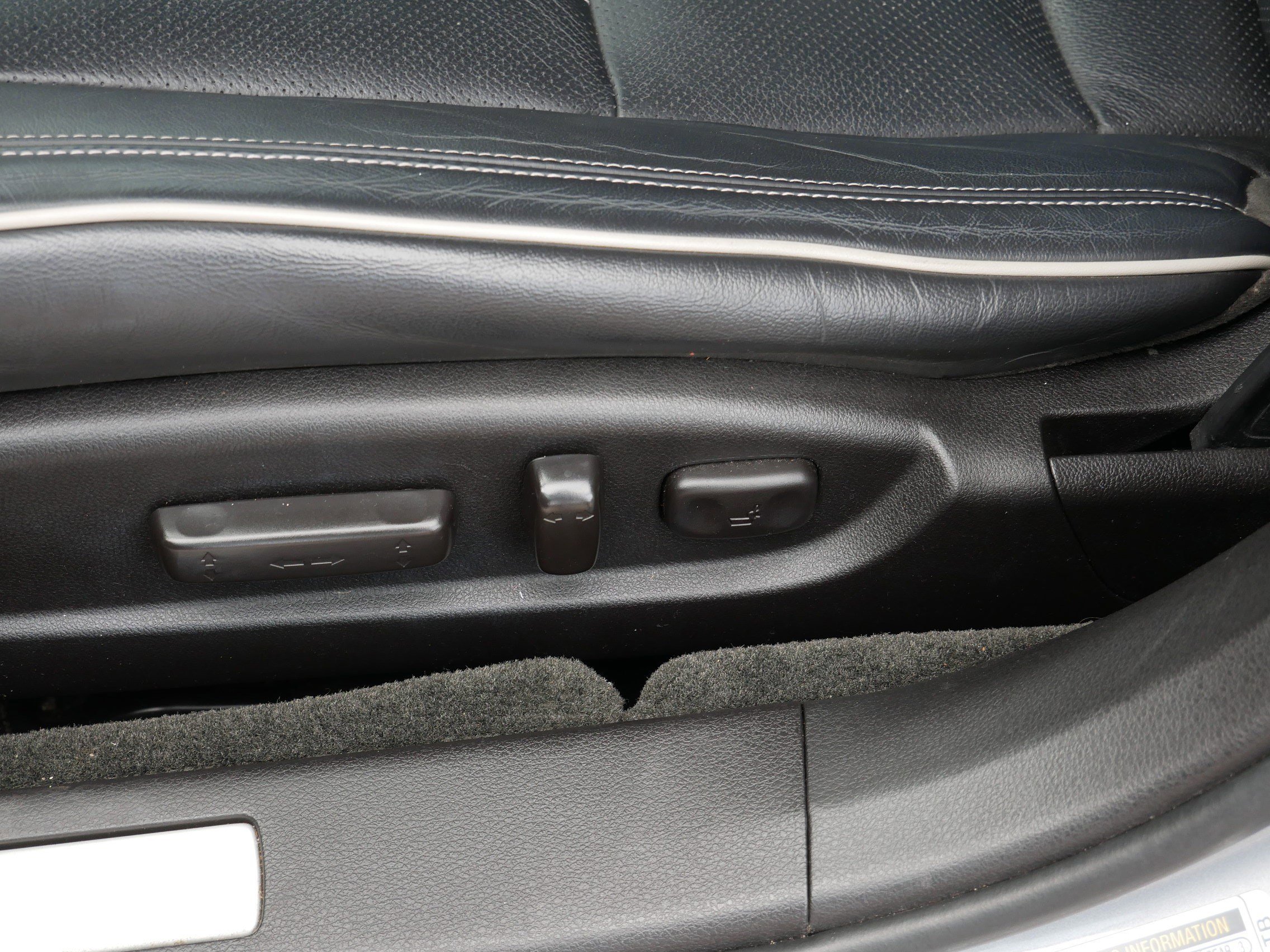 Used 2018 Acura TLX V6 w/ Technology Package FWD image 19