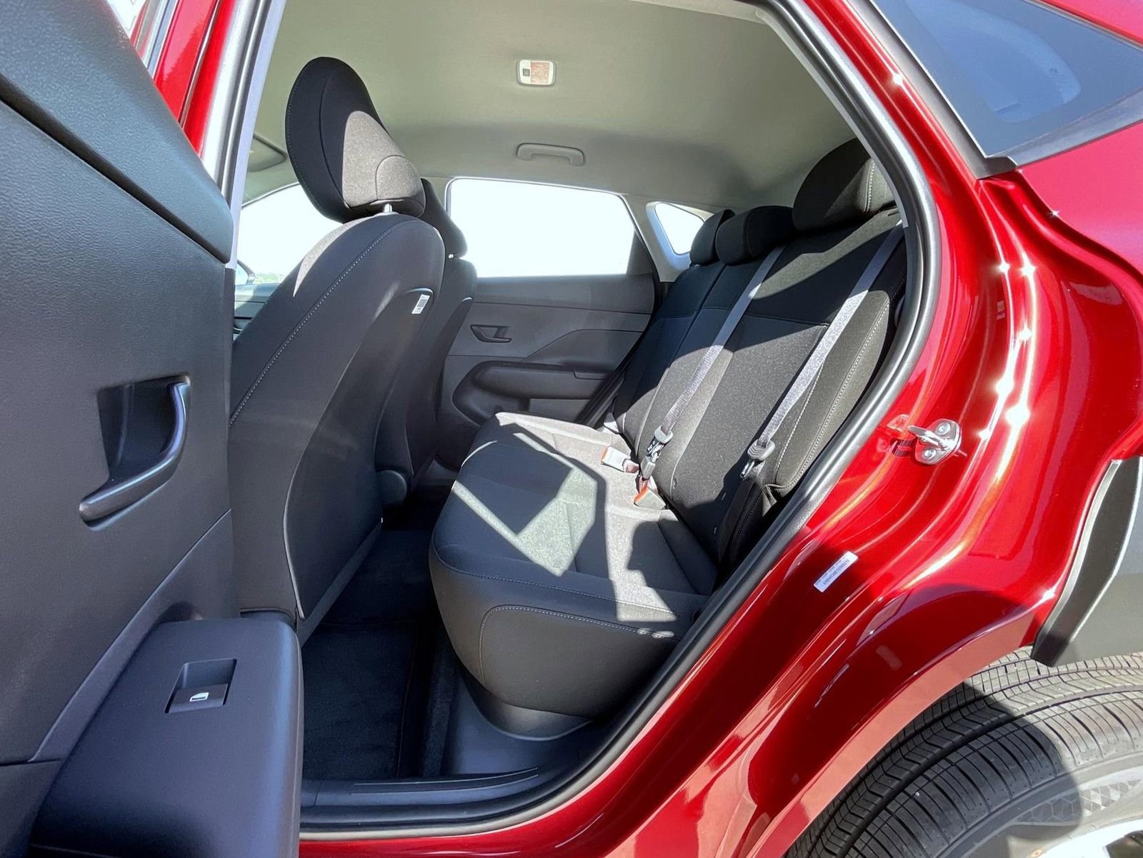 New 2026 Hyundai Kona SE image 12